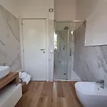 בית נופש House In Beatrice Con Jacuzzi Privata *