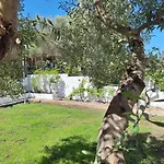 בית נופש House In Beatrice Con Jacuzzi Privata Porto Istana