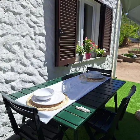 House In Beatrice Con Jacuzzi Privata Porto Istana