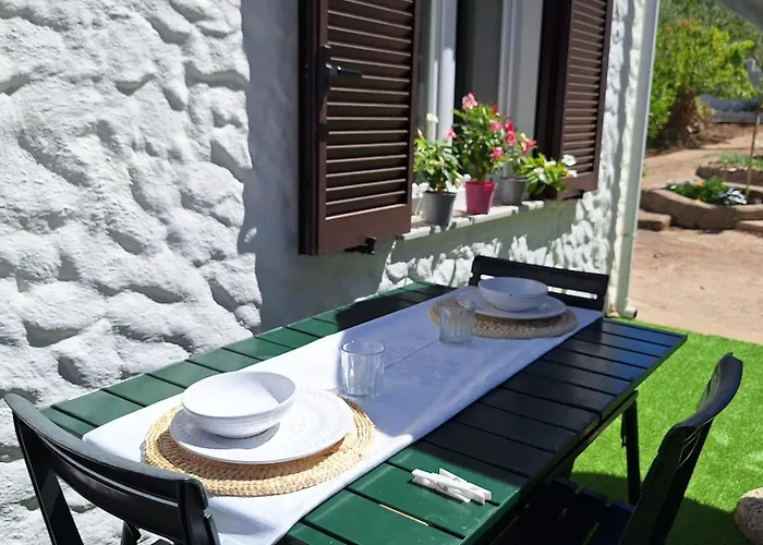 House In Beatrice Con Jacuzzi Privata Porto Istana