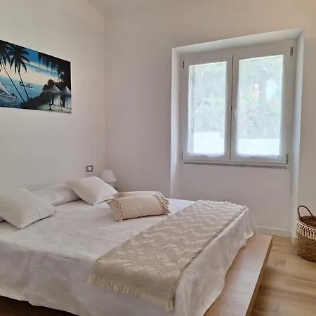 House In Beatrice Tatil Evi Porto Istana