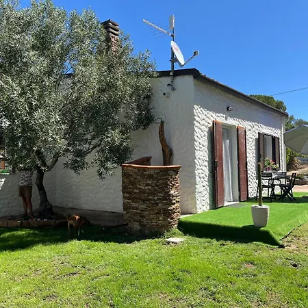 House In Beatrice Holiday home Porto Istana