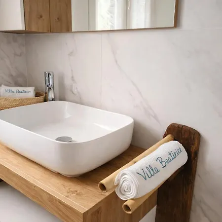 펜션 House In Beatrice Con Jacuzzi Privata